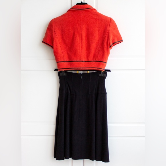 Iconic Chanel Vintage S/S 1995 Barbie Cropped Red Black 95P Jacket Skirt Suit - Picture 6 of 17